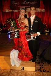 Vlad si Ioana, Academia de Dans